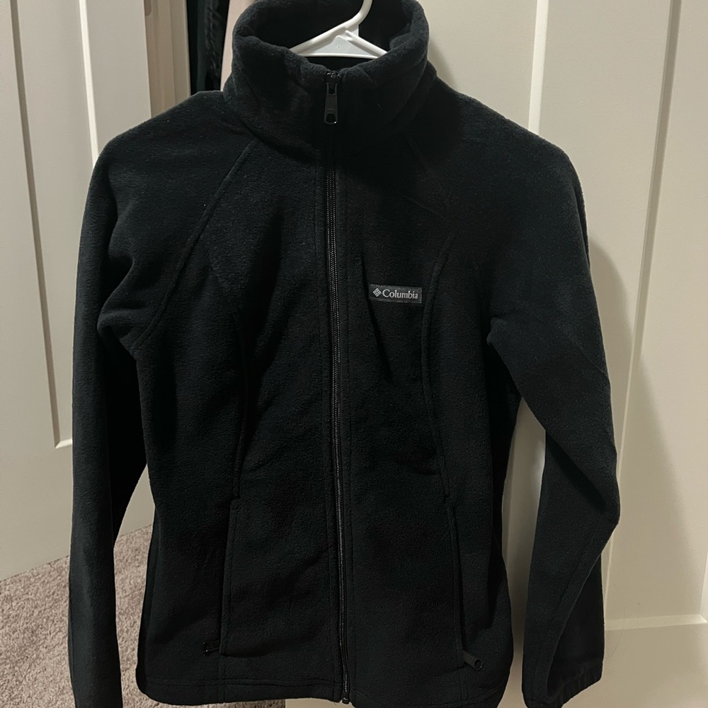 Black columbia fleece jacket